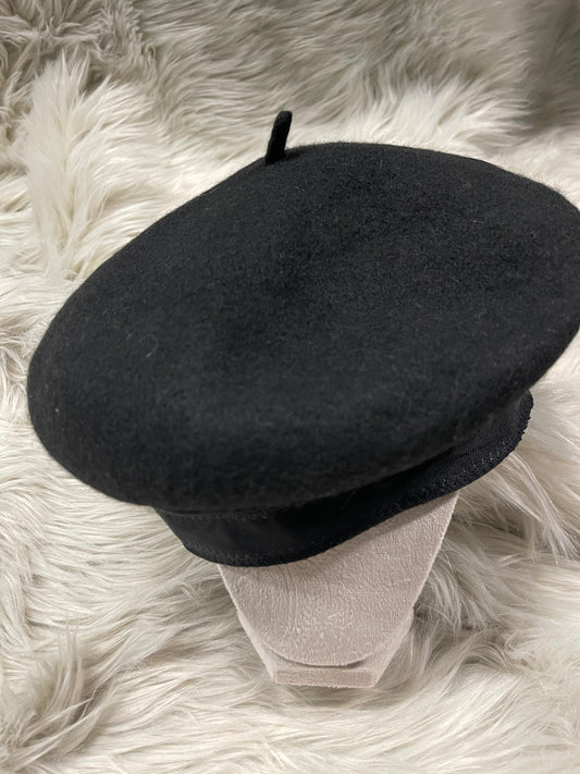 Classic Black Beret